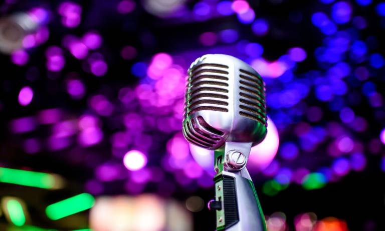 Izin usaha cafe dan karaoke Legalist Indonesia