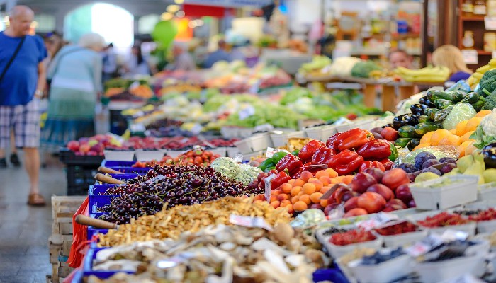 Perbedaan perdagangan besar dan perdagangan eceran